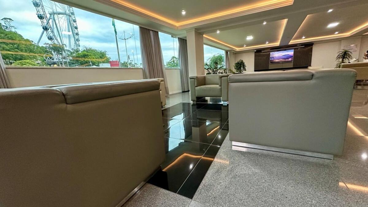 Apartamento Loft Dubai Pe Na Areia - Piscina Frente Mar - *