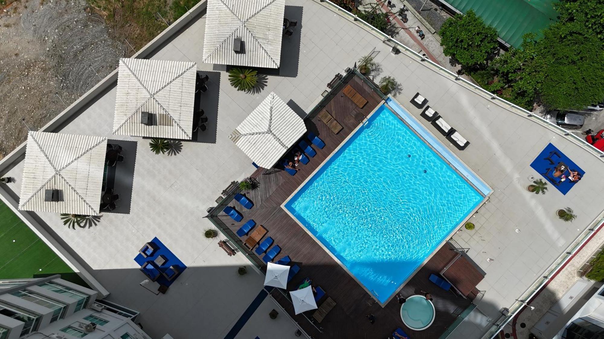 Apartamento Loft Dubai Pe Na Areia - Piscina Frente Mar - Balneario Camboriu
