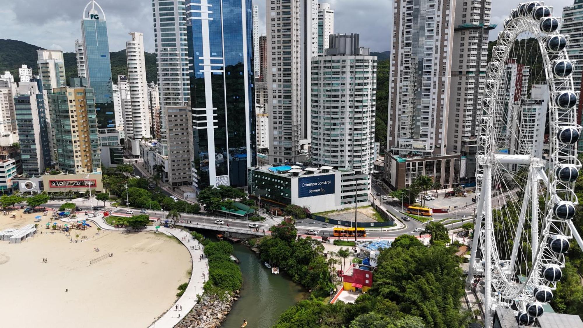 Apartamento Loft Dubai Pe Na Areia - Piscina Frente Mar - Balneario Camboriu